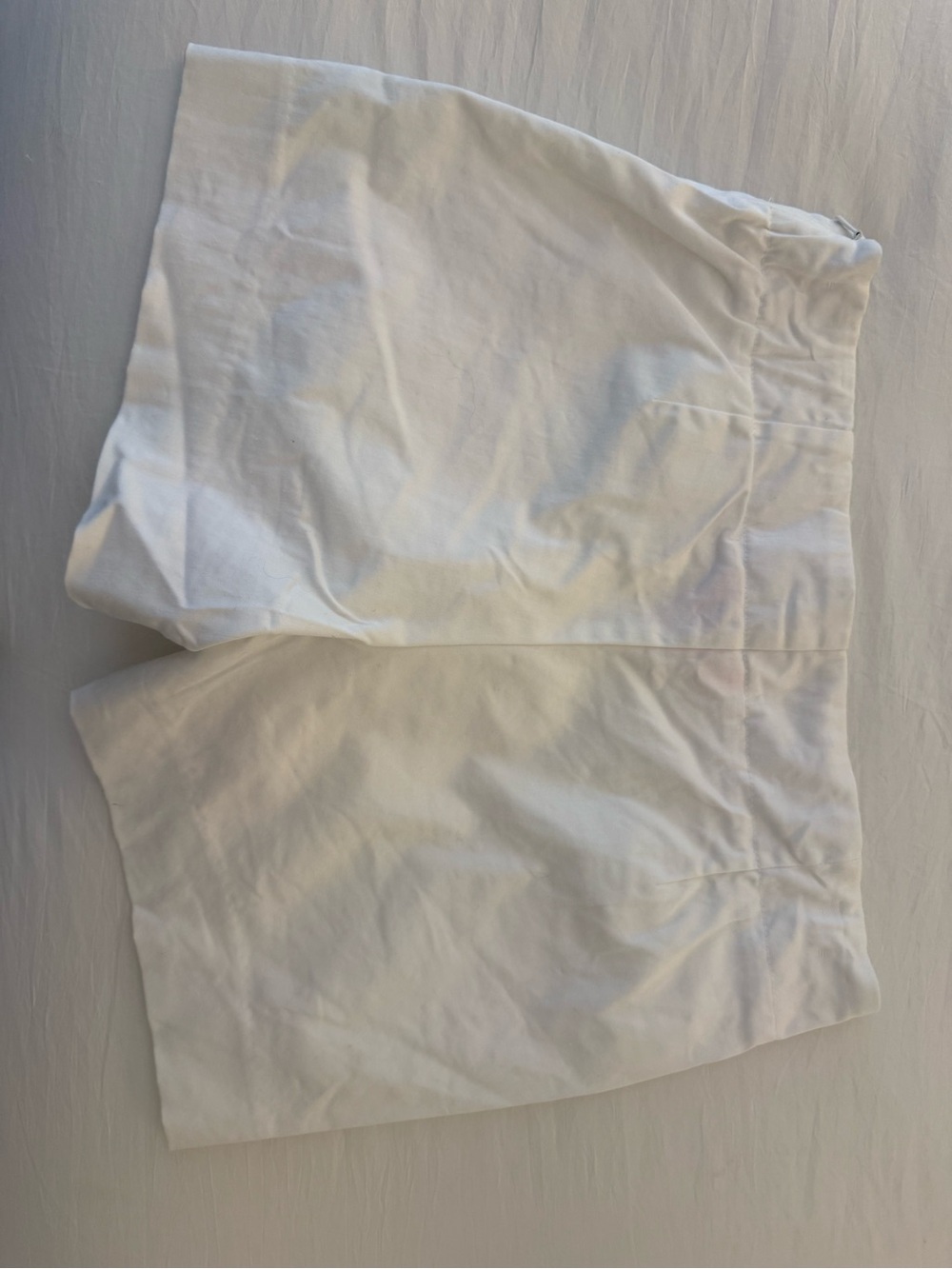 Lilly Pulitzer White Nautical Button Resort Shorts | Size 0 - Picture 2 of 3